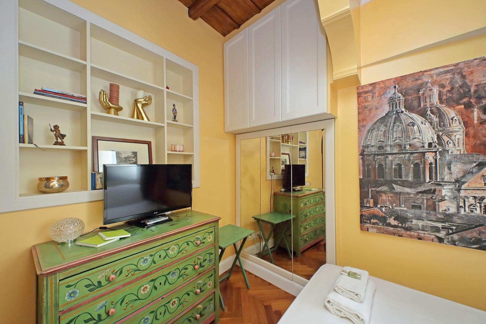 Pantheon Luxury Roma