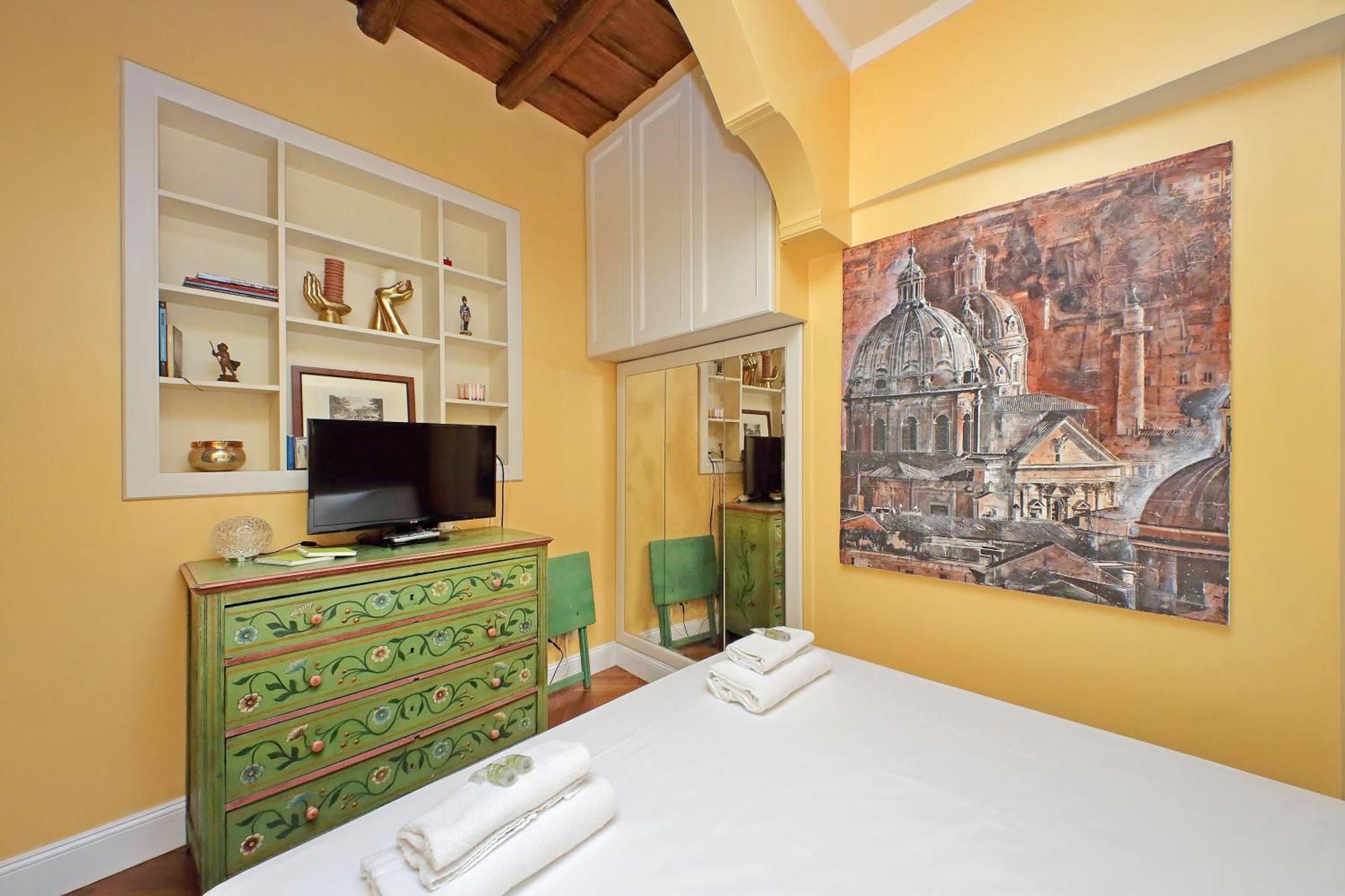 Pantheon Luxury Roma